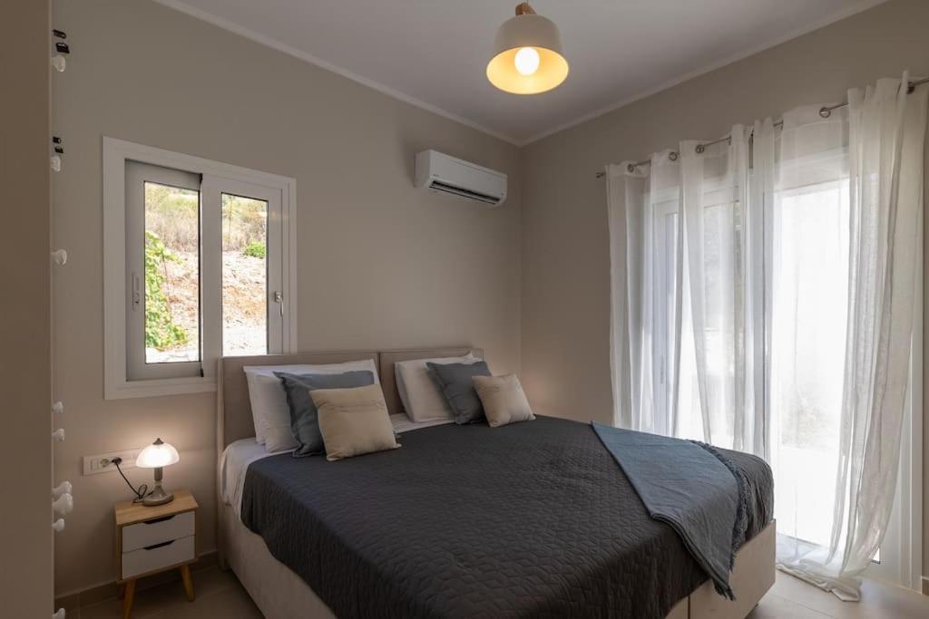 Maritina'S Apartments Amazing Sea View Agia Efimia Exterior foto