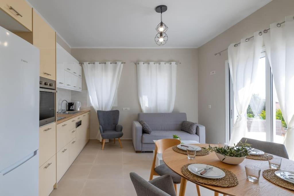 Maritina'S Apartments Amazing Sea View Agia Efimia Exterior foto