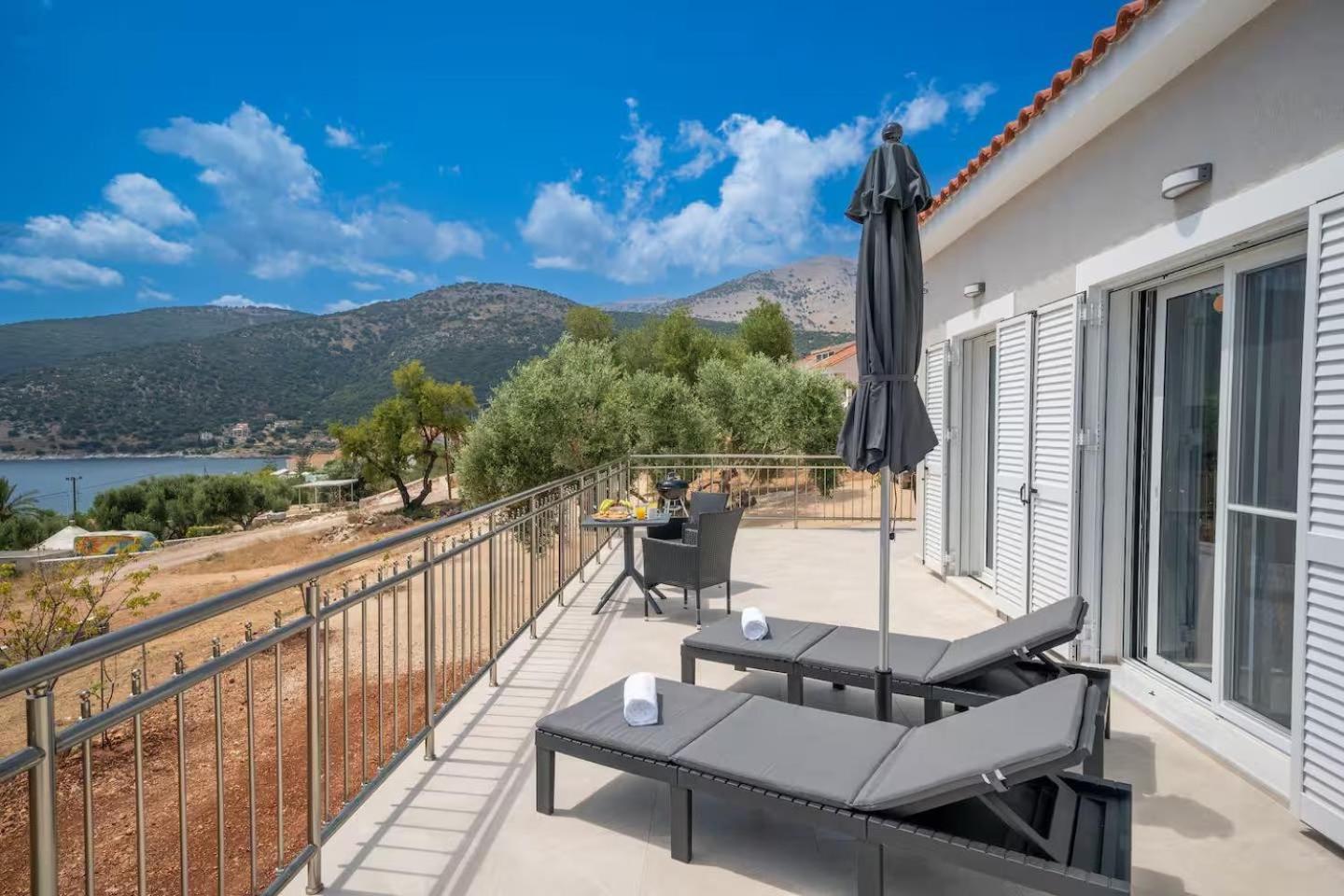 Maritina'S Apartments Amazing Sea View Agia Efimia Exterior foto